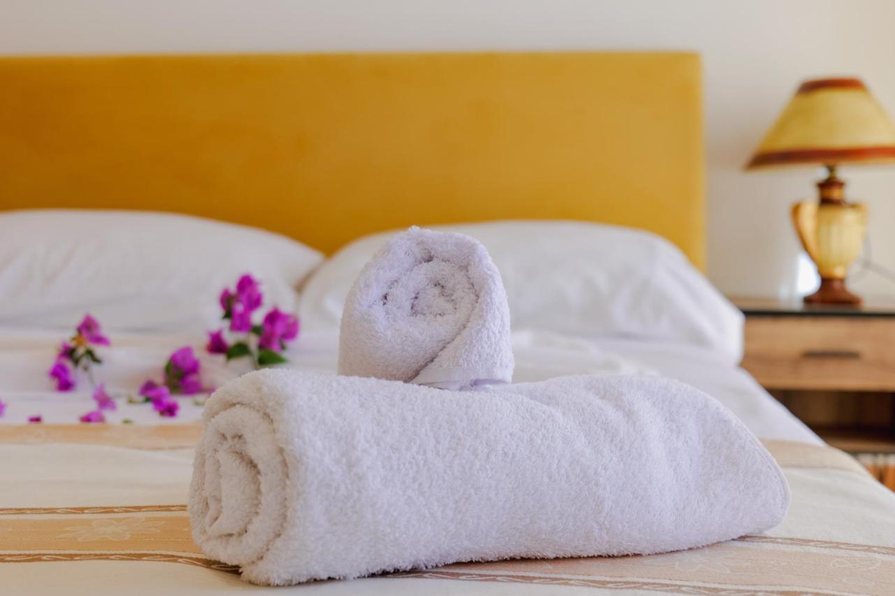 Hotel Leon Sarandë 외부 사진